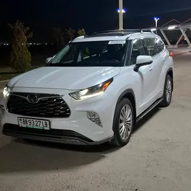 Toyota Highlander 2023