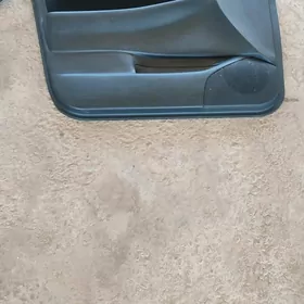 Corolla 02-07 apşiwka