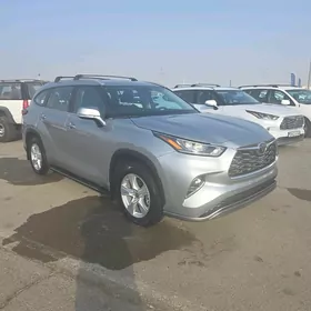 Toyota Highlander 2020