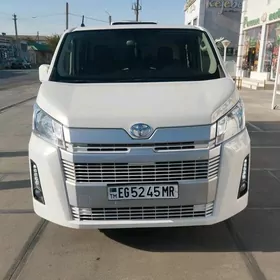 Toyota Hiace 2020