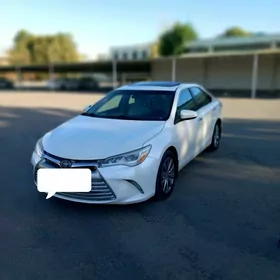 Toyota Camry 2017