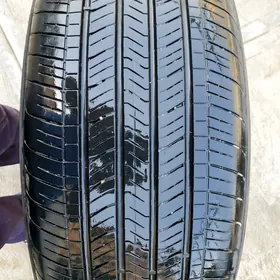 GOOD YEAR 235/55/20