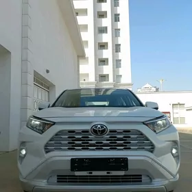 Toyota RAV4 2025