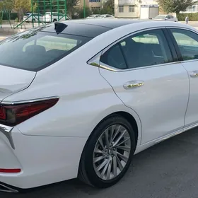 Lexus ES 350 2021