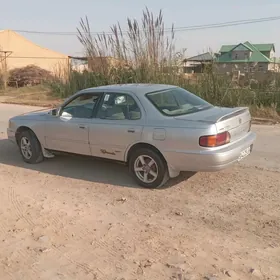Toyota Camry 1993