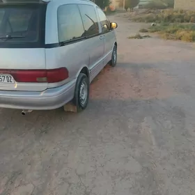 Toyota Previa 1992