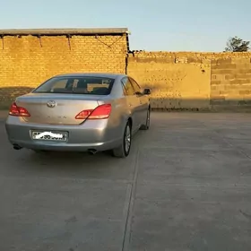 Toyota Avalon 2005