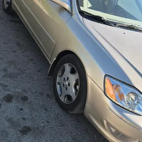 Toyota Avalon 2003
