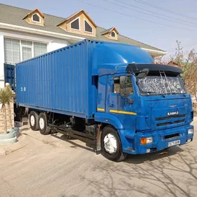 Kamaz 6520 2013