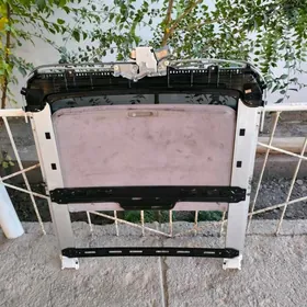 Leksus es 2002-2005 model lyuk