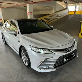 Toyota Camry 2022