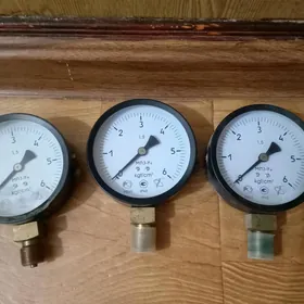 Manometr манометр