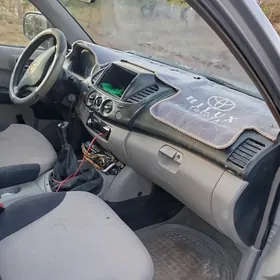 Mitsubishi L200 2008