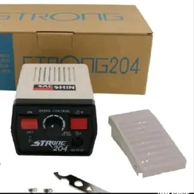 Фрейзер Стронг