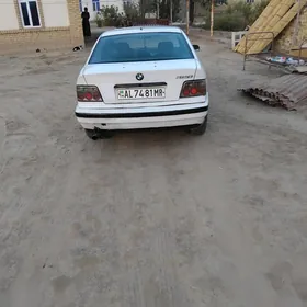 BMW 320 1991
