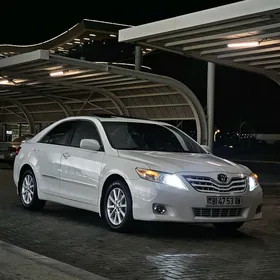 Toyota Camry 2011
