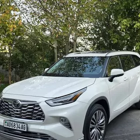 Toyota Highlander 2020