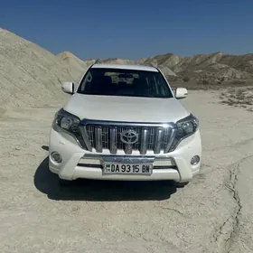 Toyota Land Cruiser Prado 2014