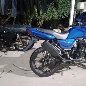 Jawa 300 2025