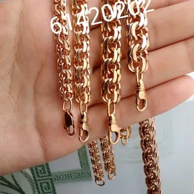 Gyzyla meňzeş kardinal