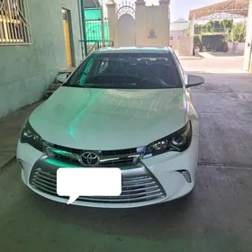 Toyota Camry 2015