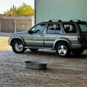 Infiniti QX4 2002