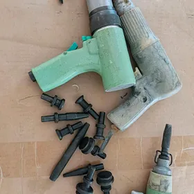 zaklyopka pistolet lotga ucin