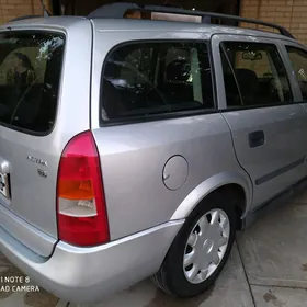 Opel Astra 2001