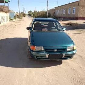 Opel Astra 1992