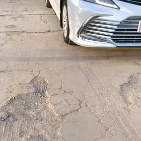 Toyota Camry Hybrid 2021
