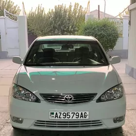 Toyota Camry 2004