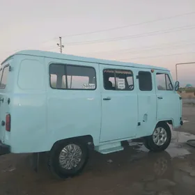 UAZ 2206 2000