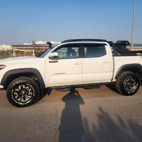 Toyota Tacoma 2021