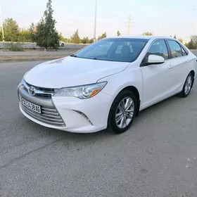 Toyota Camry 2016