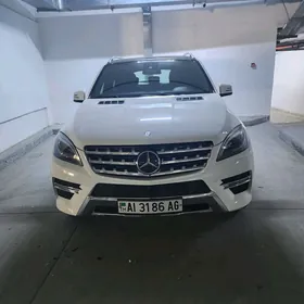 Mercedes-Benz ML400 2015