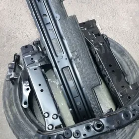 Avalon 19-21 podkapotnik