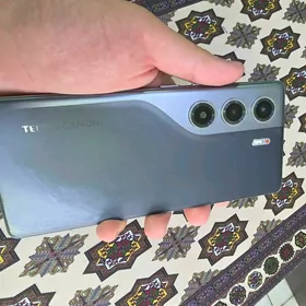 Tecno 40