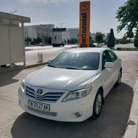 Toyota Camry 2010