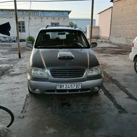 Kia Carnival 2001