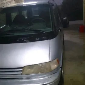 Toyota Previa 1993
