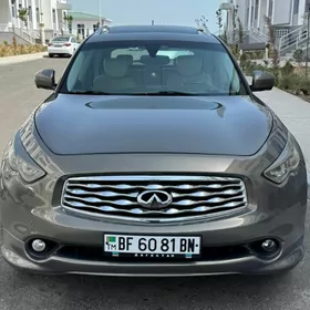 Infiniti FX35 2010