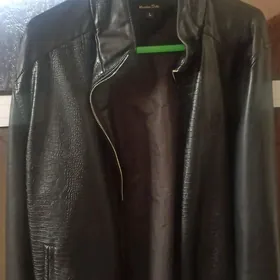 Куртка ветровка