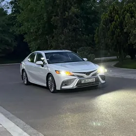 Toyota Camry 2023
