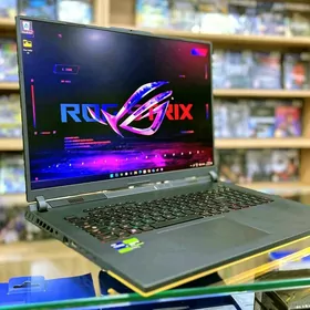 ASUS ROG / i7-13 / RTX 4060