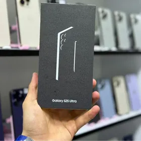 S25 Ultra KreditS24 Ultra A56