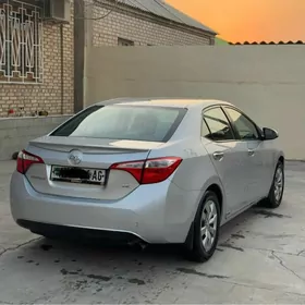 Toyota Corolla 2015