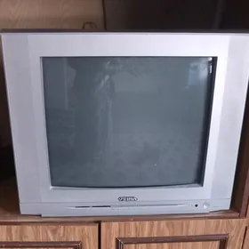 Televisor bilen Senter