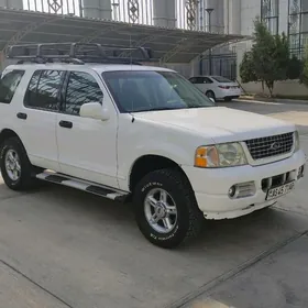 Ford Explorer 2004