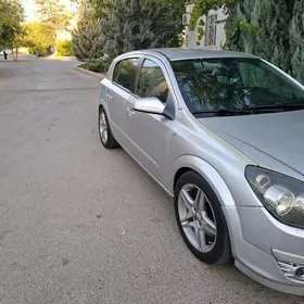 Opel Astra 2004