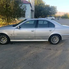 BMW E39 2003